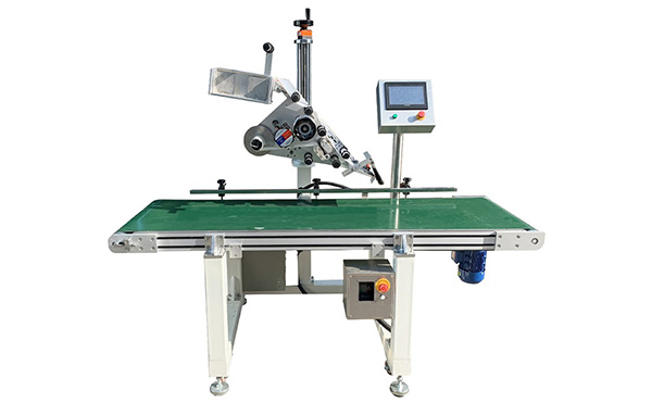 平面貼標(biāo)機(jī)：瞬間提升產(chǎn)品形象！
